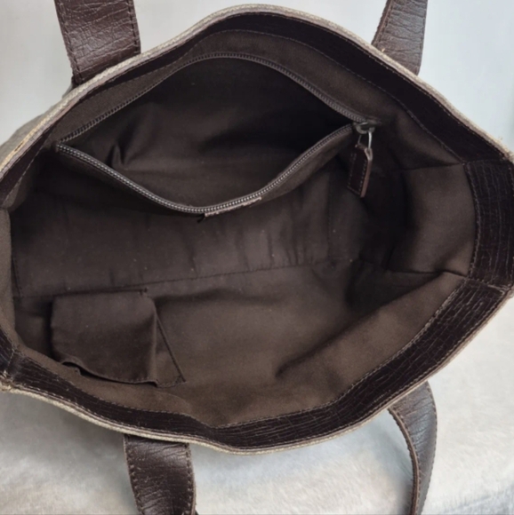 Gucci GG Supreme Vintage Small Tote Bag - Picture 7 of 17